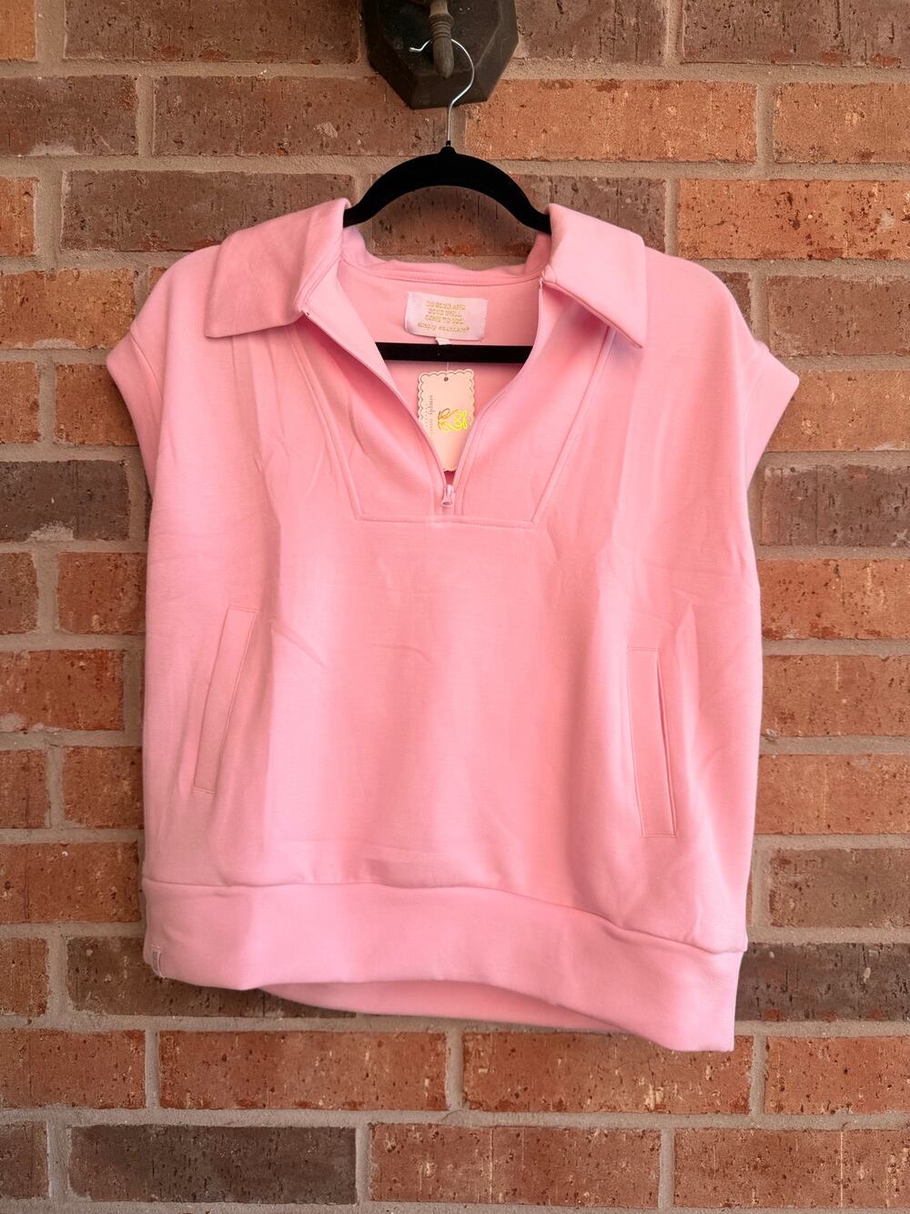 Simply Southern Pink Short sleeve Crop Blouse Size Medium NWT